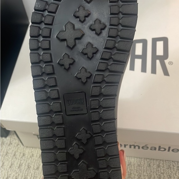 Cougar rain boots! - Picture 3 of 3